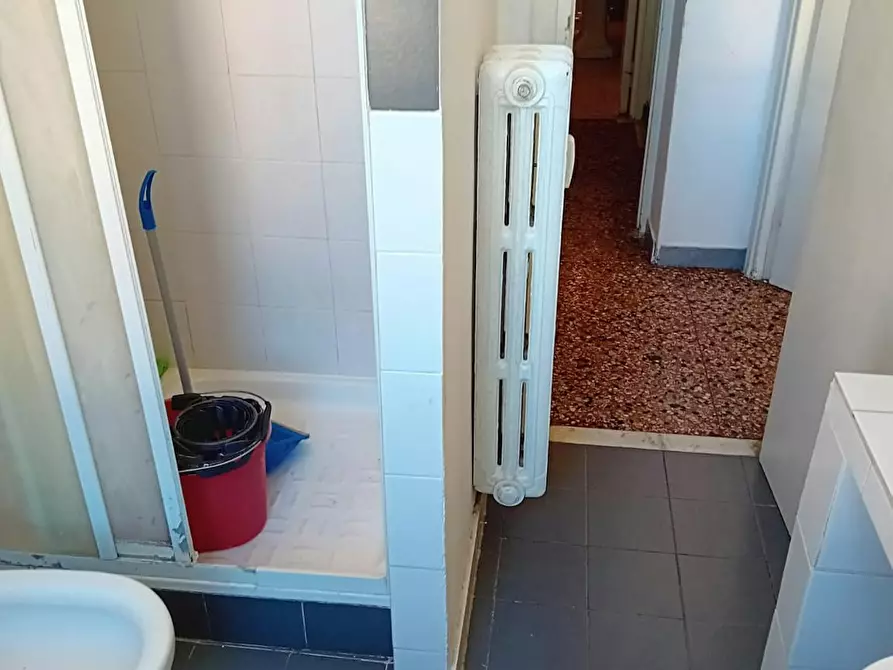 Immagine 6 di Camera in affitto  in Via Tronto a Roma