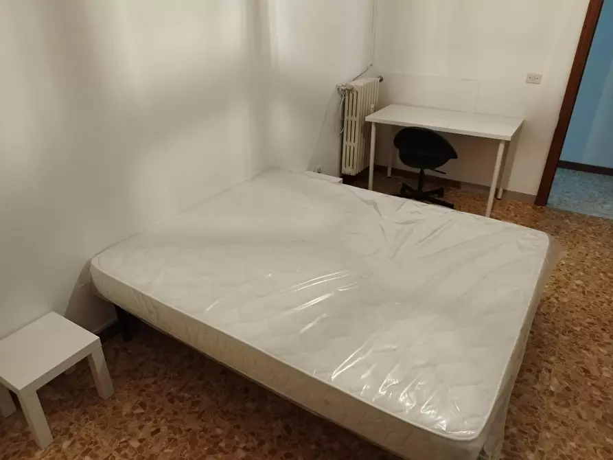 Immagine 5 di Camera in affitto  in Via Borghesano Lucchese a Roma