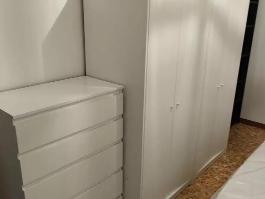 Immagine 2 di Camera in affitto  in Via Borghesano Lucchese a Roma