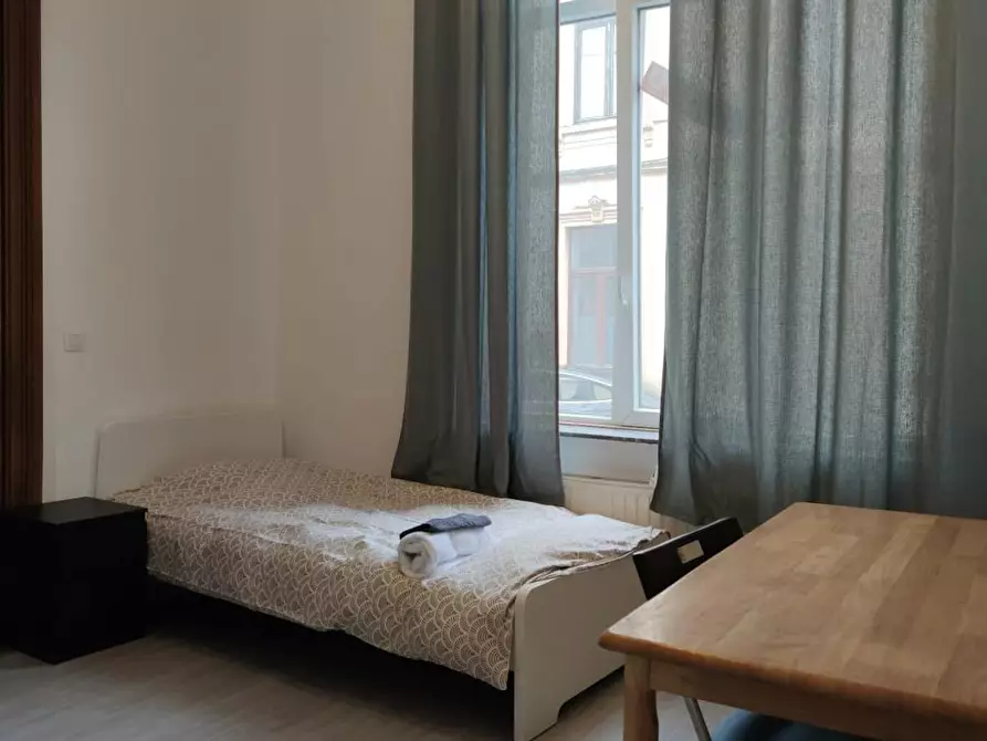 Immagine 2 di Camera in affitto  in Grand Rue a Morlanwelz