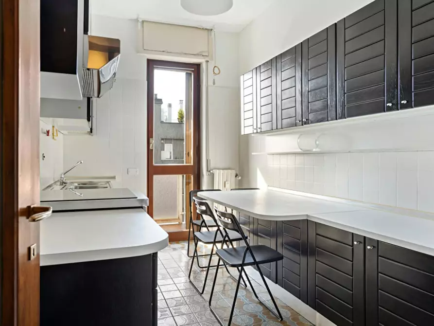 Immagine 10 di Camera in affitto  in Via Ronchi a Milano