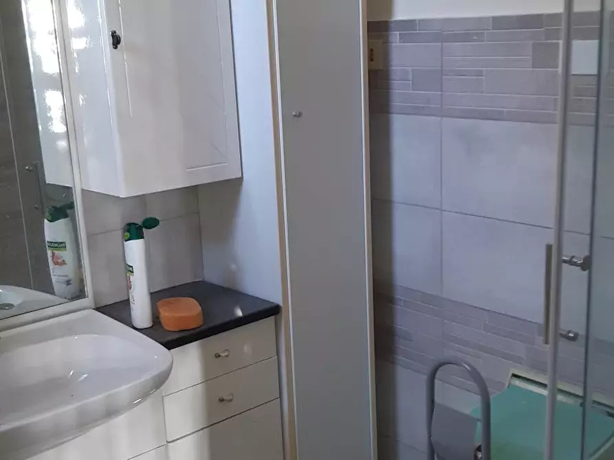 Immagine 6 di Camera in affitto  in Via Peschiera a Messina