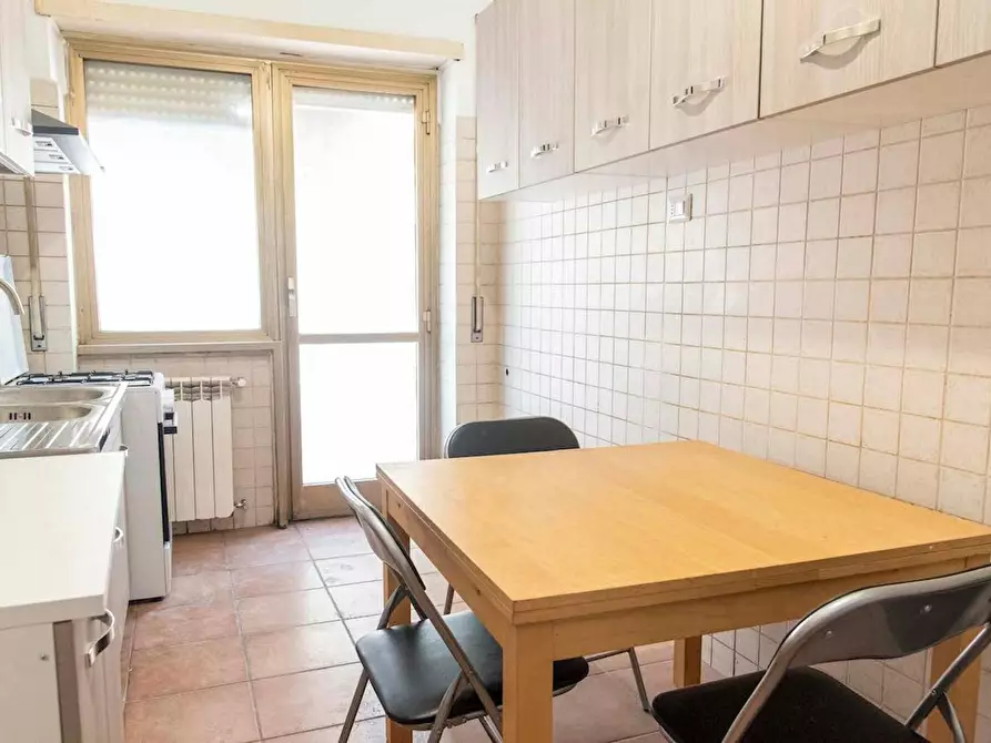 Immagine 7 di Camera in affitto  in Via Gregorio Ricci Curbastro a Roma