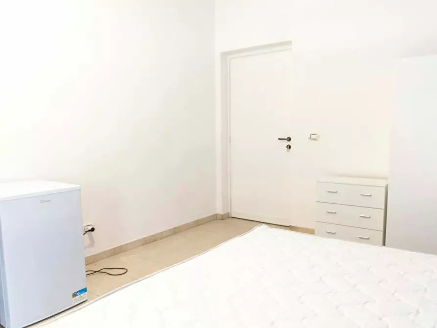 Immagine 3 di Camera in affitto  in Via Gregorio Ricci Curbastro a Roma