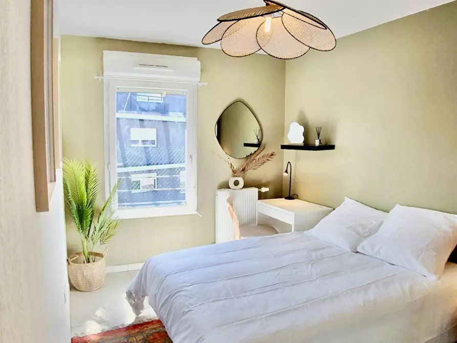 Immagine 3 di Camera in affitto  in Cours de Québec a Bordeaux