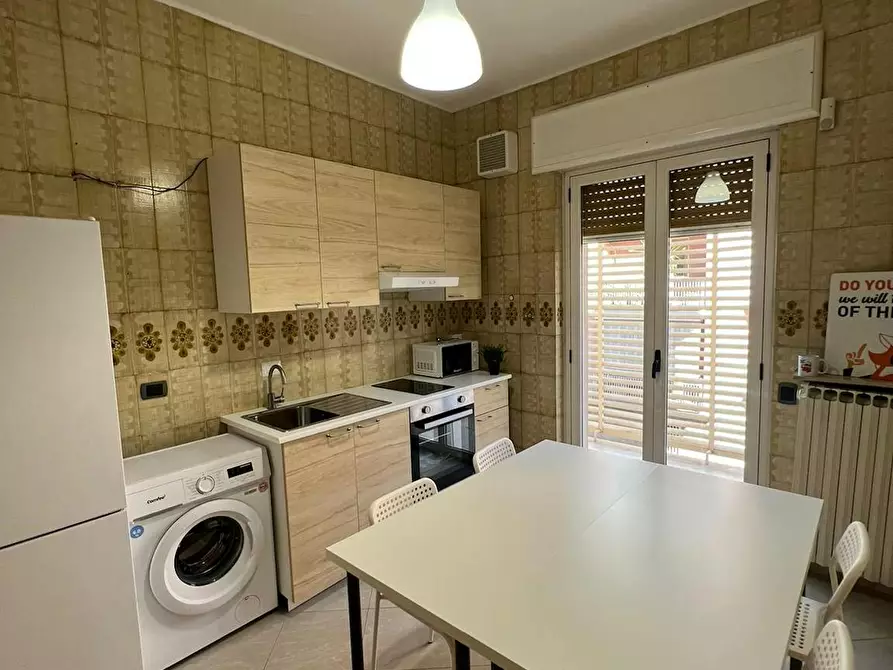 Immagine 4 di Camera in affitto  in Via Brennero a Bari