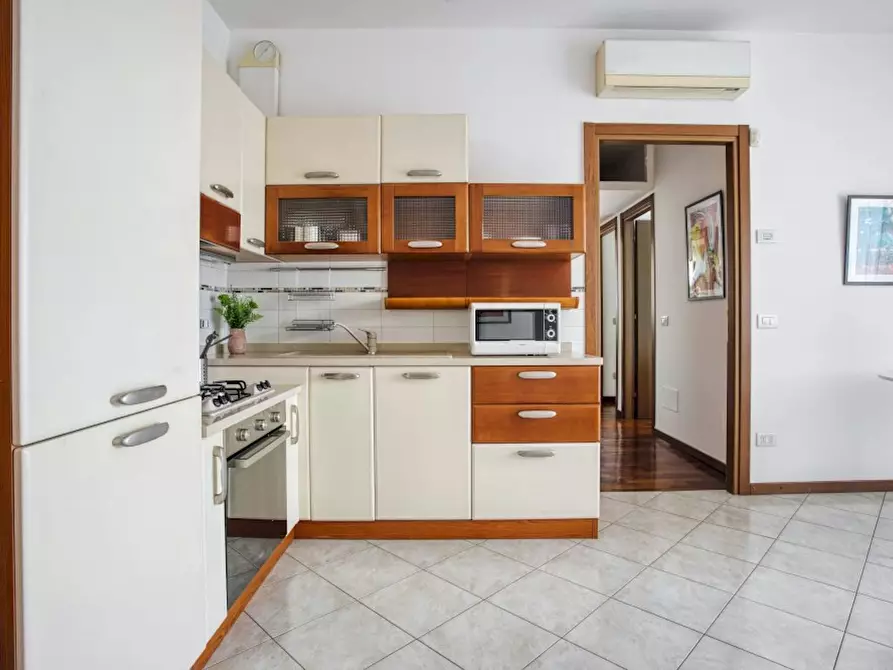 Immagine 4 di Camera in affitto  in Viale Carlo Espinasse a Milano