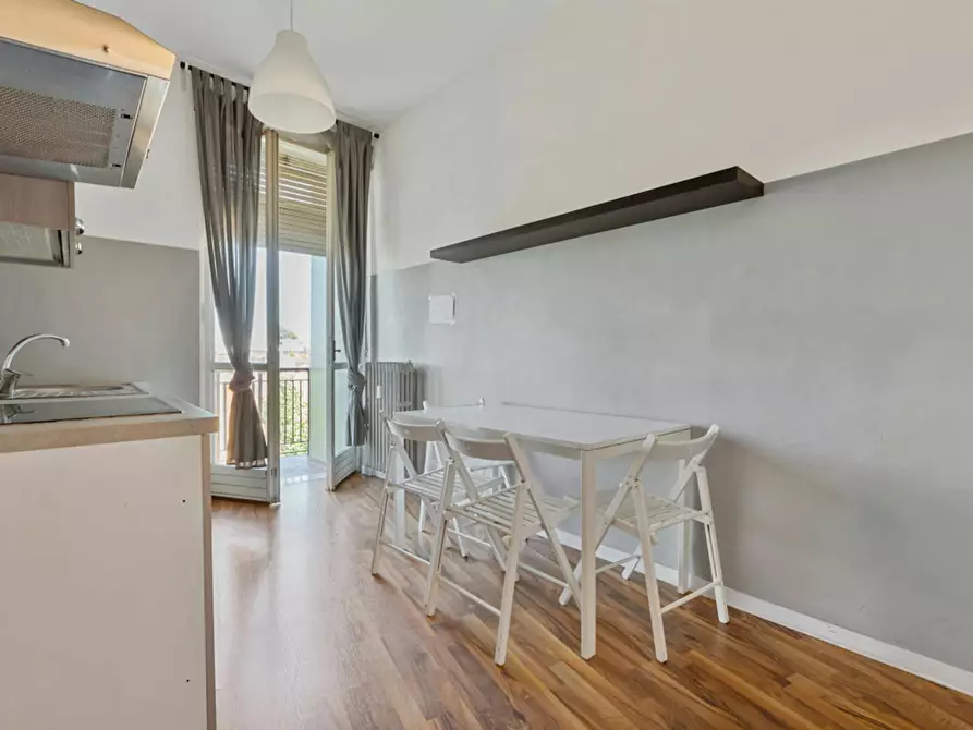 Immagine 10 di Camera in affitto  in Corso di Porta Romana a Milano