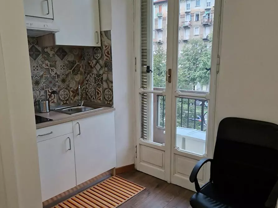 Immagine 9 di Camera in affitto  in Corso Trapani a Torino