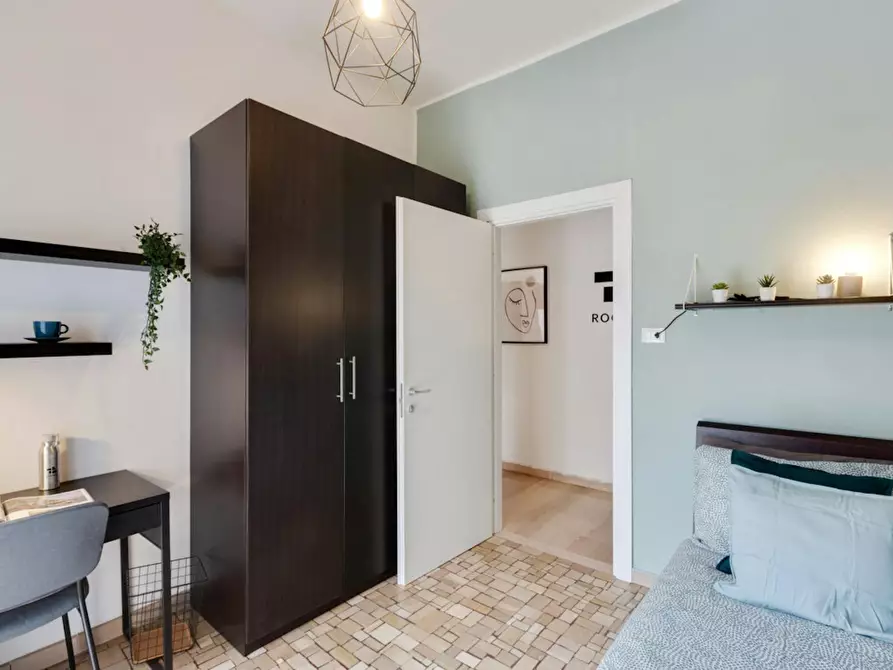 Immagine 2 di Camera in affitto  in Via Antonio Cecchi a Milano