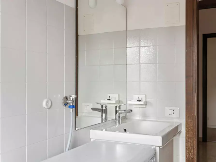 Immagine 8 di Camera in affitto  in Piazza Simone Bolivar a Milano