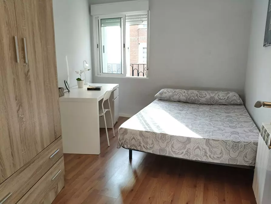 Immagine 7 di Camera in affitto  in Calle de Venancio Martín a Madrid