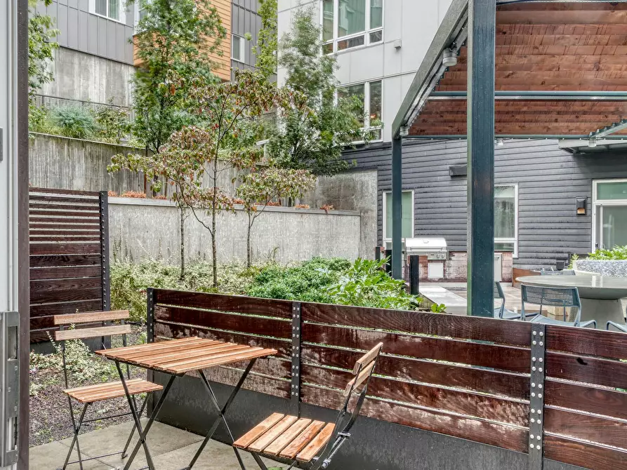 Immagine 4 di Appartamento in affitto  in Boren Avenue South a Messina