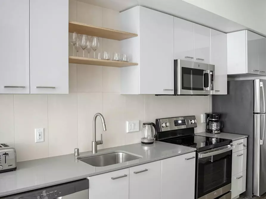 Immagine 6 di Appartamento in affitto  in Boren Avenue South a Messina