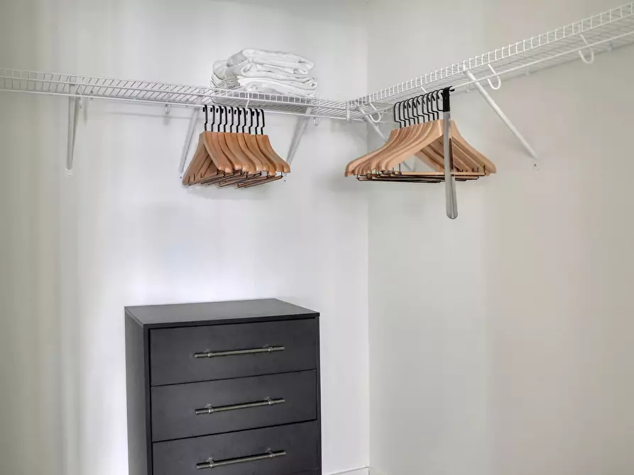 Immagine 10 di Appartamento in affitto  in Boren Avenue South a Messina