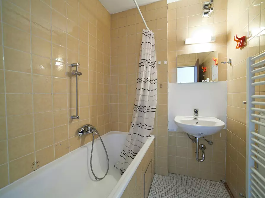 Immagine 3 di Camera in affitto  in Elisabethstraße a München