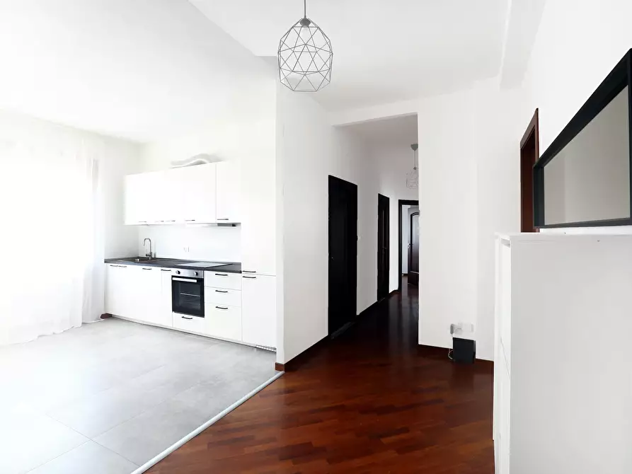 Immagine 9 di Camera in affitto  in Via Passo Sella a Milano