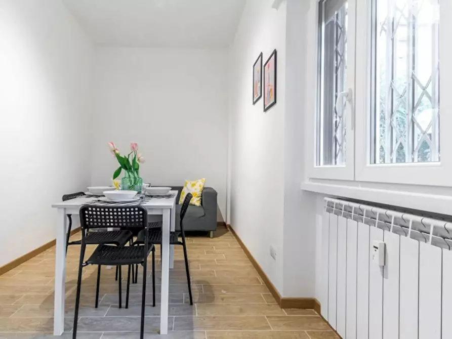 Immagine 5 di Camera condivisa in affitto  in Via delle Genziane a Milano