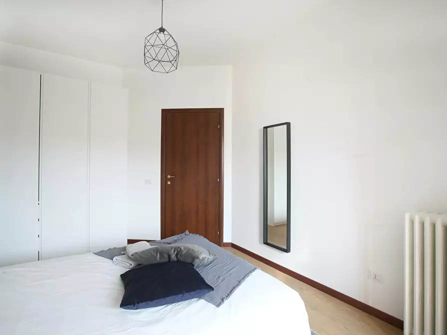 Immagine 5 di Camera in affitto  in Via Carlo Marx a Milano