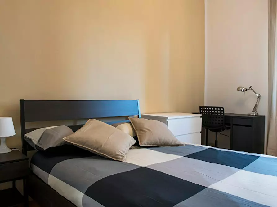 Immagine 1 di Camera in affitto  in Via Sant'Eusebio a Milano