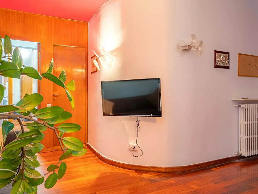 Immagine 10 di Camera in affitto  in Via Giovanni Battista Morgagni a Milano