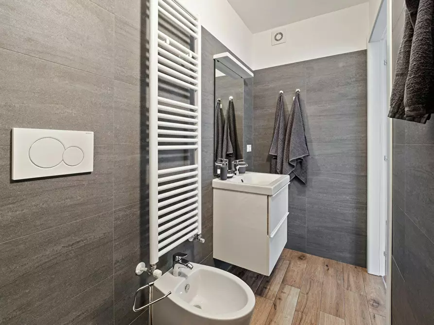 Immagine 5 di Appartamento in affitto  in Via Isaac Newton a Milano