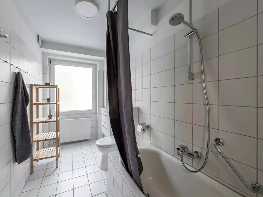 Immagine 8 di Camera in affitto  in Martin-Behaim-Straße a München