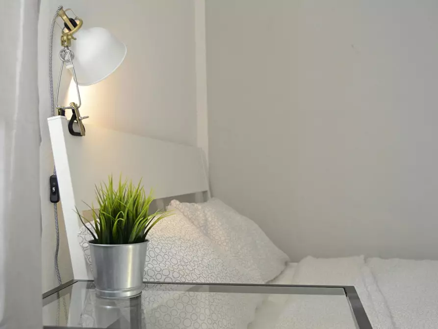 Immagine 5 di Camera in affitto  in Corso di Porta Romana a Milano