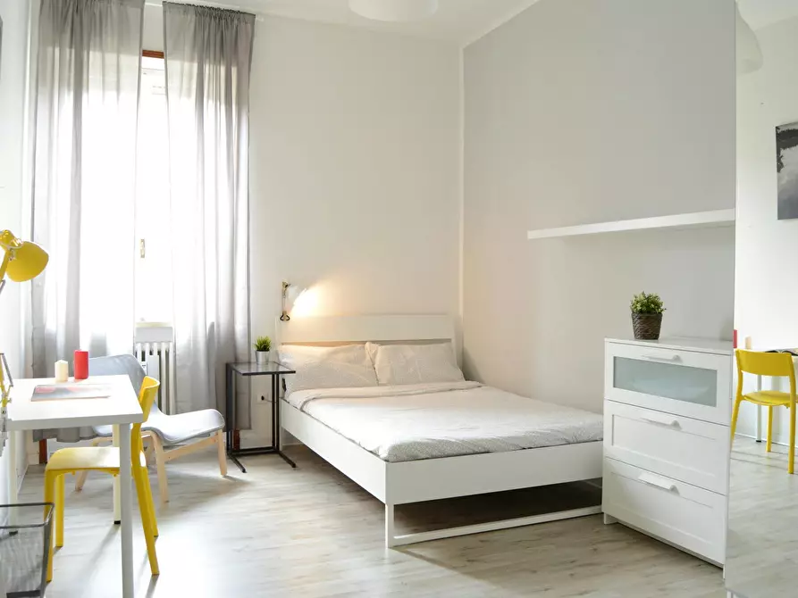 Immagine 1 di Camera in affitto  in Corso di Porta Romana a Milano