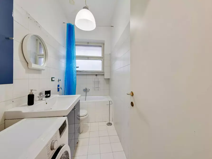 Immagine 8 di Camera in affitto  in Via Copernico a Milano