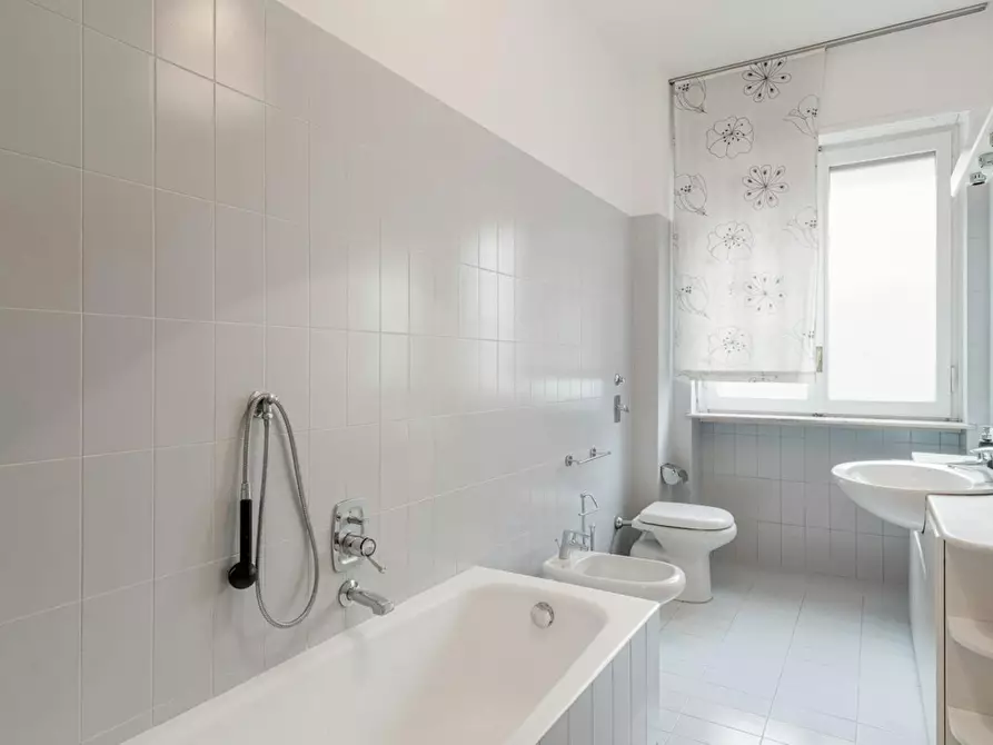 Immagine 5 di Camera in affitto  in Via Copernico a Milano