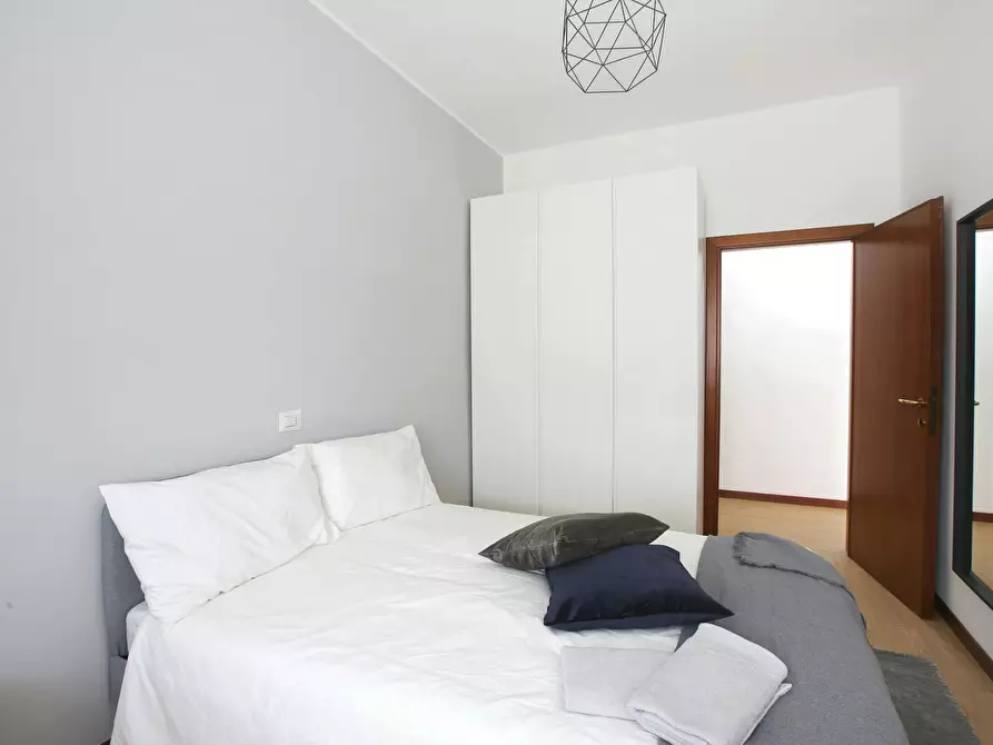 Immagine 3 di Camera in affitto  in Via Carlo Marx a Milano