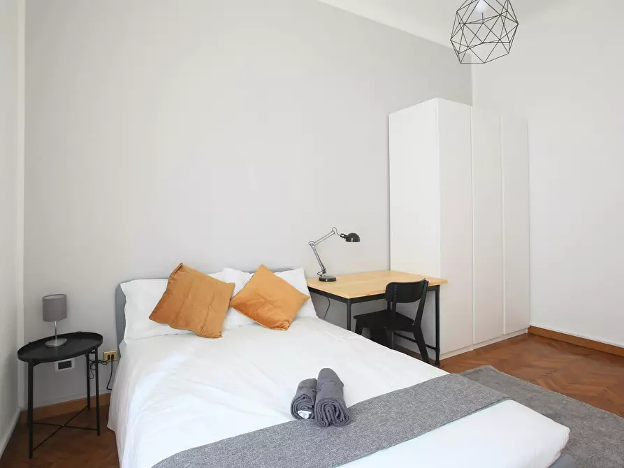 Immagine 5 di Camera in affitto  in Via Gustavo Modena a Milano