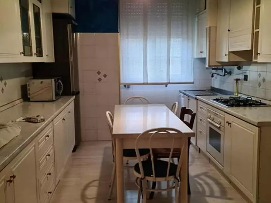 Immagine 2 di Camera in affitto  in Via Tomaso Albinoni a Vicenza