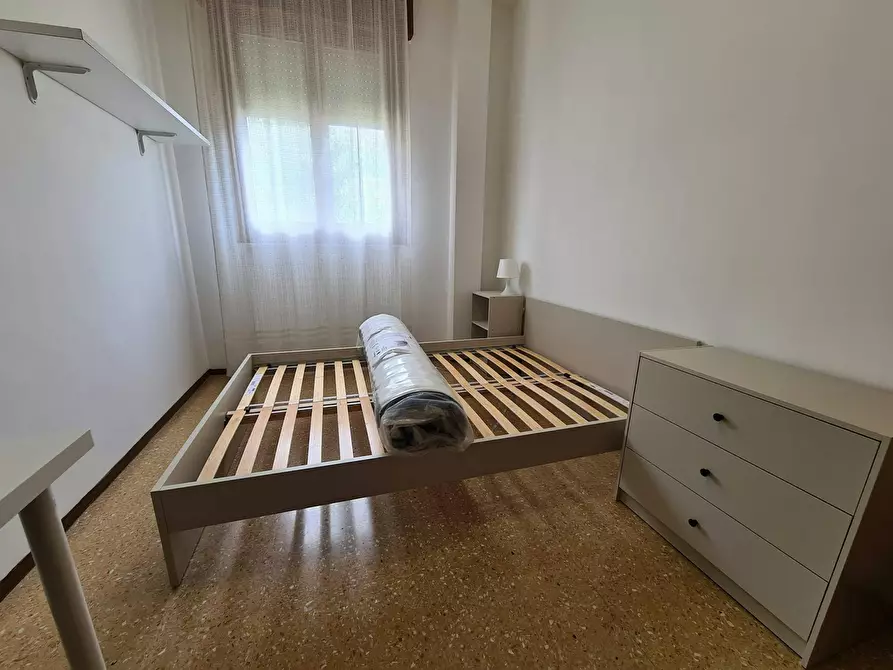 Immagine 6 di Camera in affitto  in Via Tomaso Albinoni a Vicenza