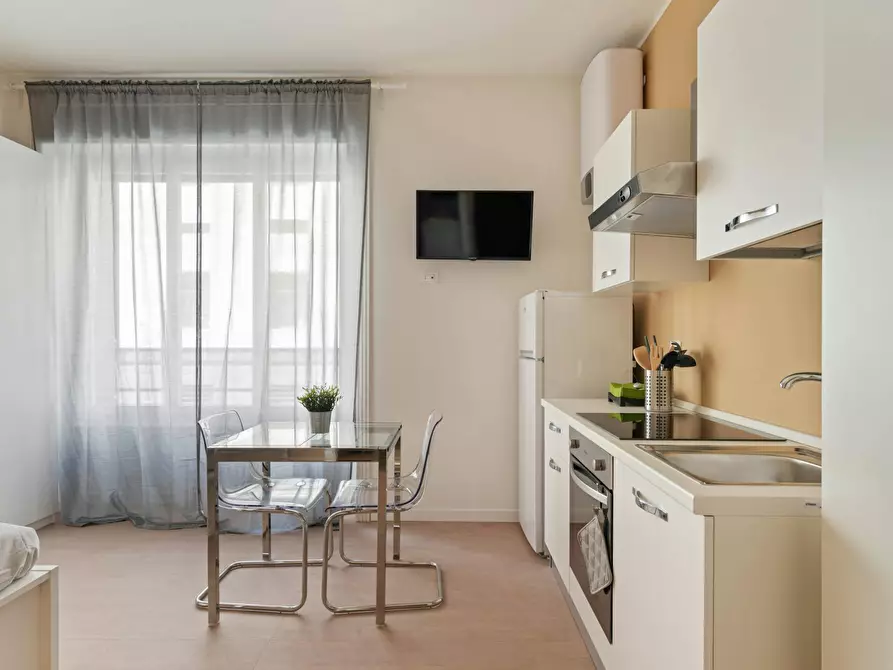 Immagine 5 di Appartamento in affitto  in Via Luciano Manara a Milano