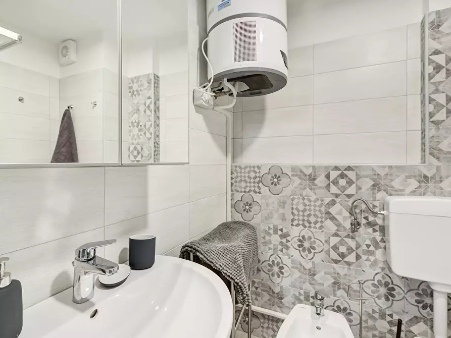 Immagine 9 di Camera in affitto  in Via Privata Deruta a Milano