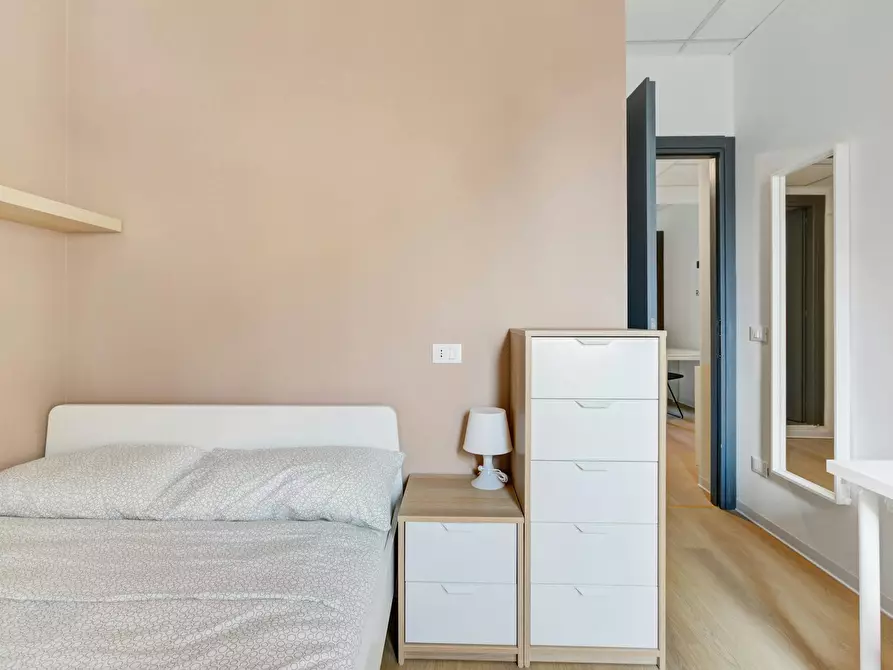 Immagine 1 di Camera in affitto  in Via Privata Deruta a Milano