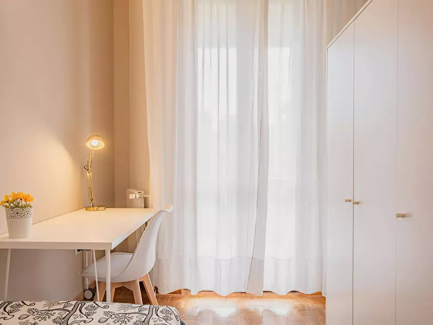 Immagine 6 di Camera in affitto  in Via Leopoldo Pollak a Milano