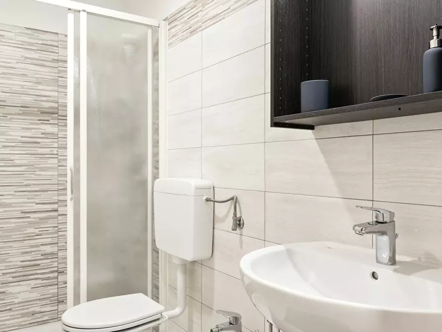 Immagine 6 di Camera in affitto  in Via Privata Deruta a Milano