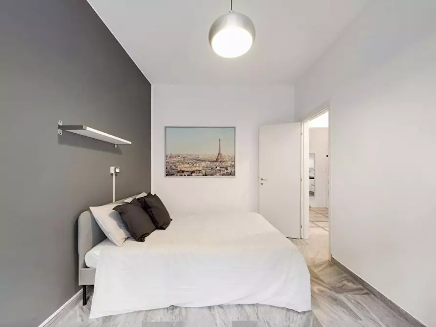 Immagine 3 di Camera in affitto  in Via Copernico a Milano