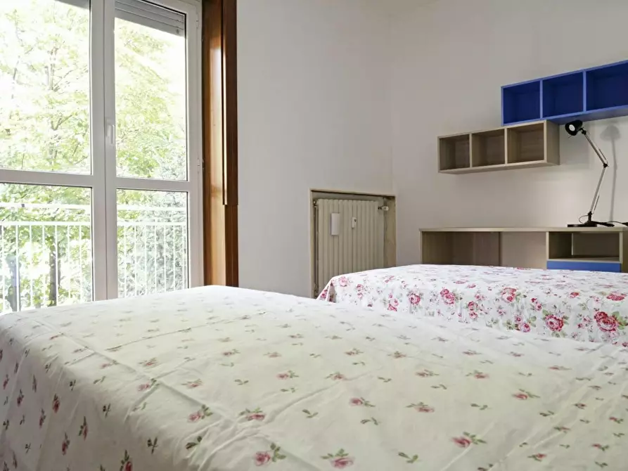 Immagine 3 di Camera condivisa in affitto  in Via Rho a Milano