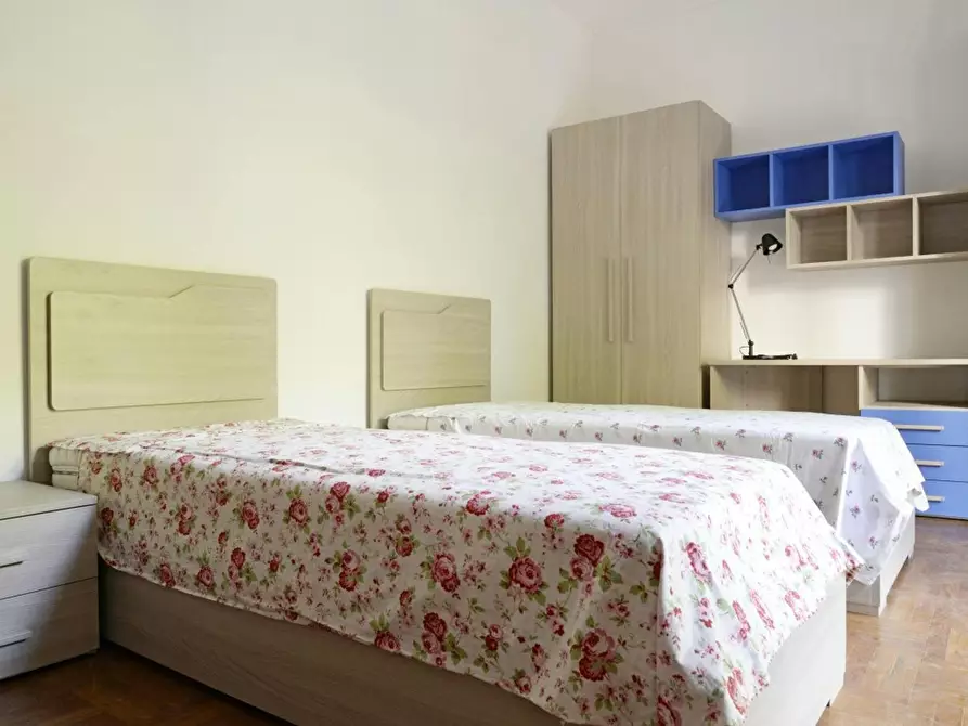 Immagine 4 di Camera condivisa in affitto  in Via Rho a Milano