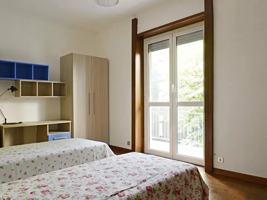 Immagine 1 di Camera condivisa in affitto  in Via Rho a Milano