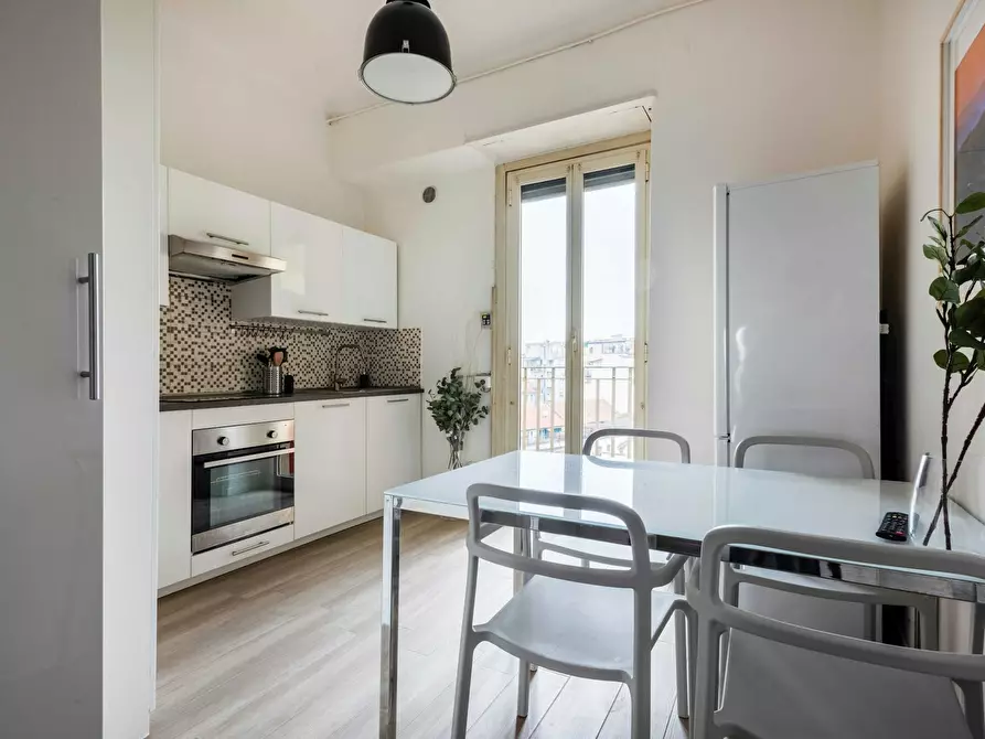 Immagine 10 di Camera in affitto  in Via Giovanni Pacini a Milano