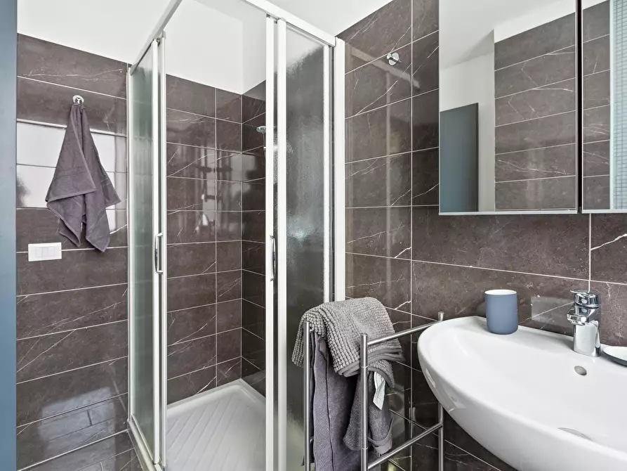 Immagine 5 di Camera in affitto  in Via Privata Deruta a Milano