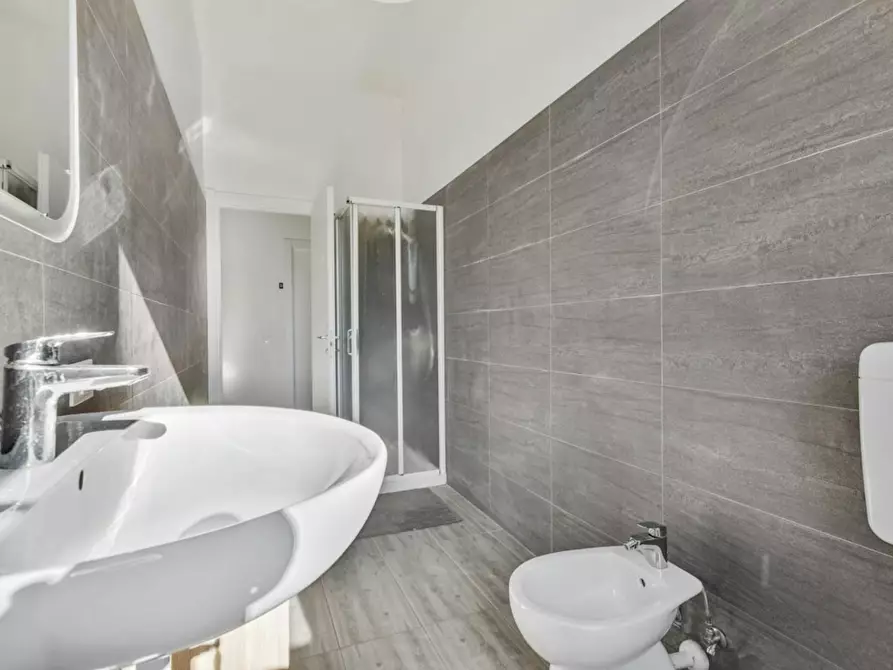 Immagine 10 di Camera in affitto  in Via Orti a Milano