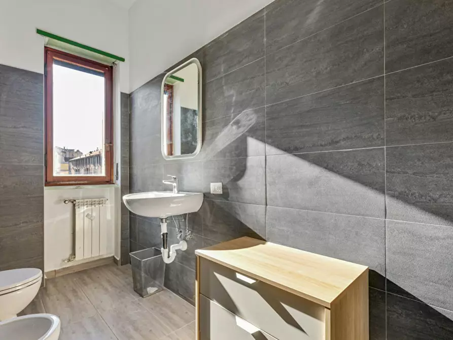 Immagine 9 di Camera in affitto  in Via Orti a Milano