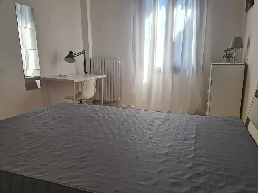 Immagine 2 di Camera in affitto  in Via Francesco Baracca a Vicenza