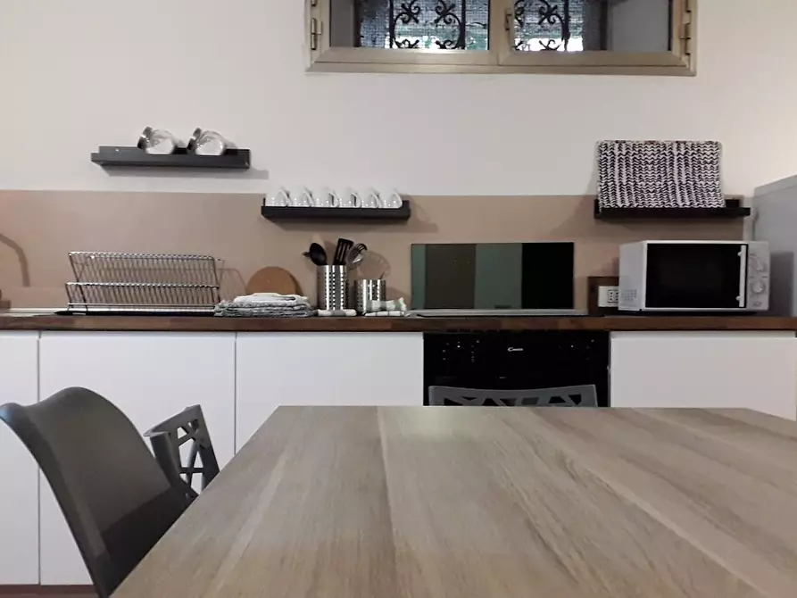 Immagine 6 di Camera in affitto  in Via Francesco Baracca a Vicenza